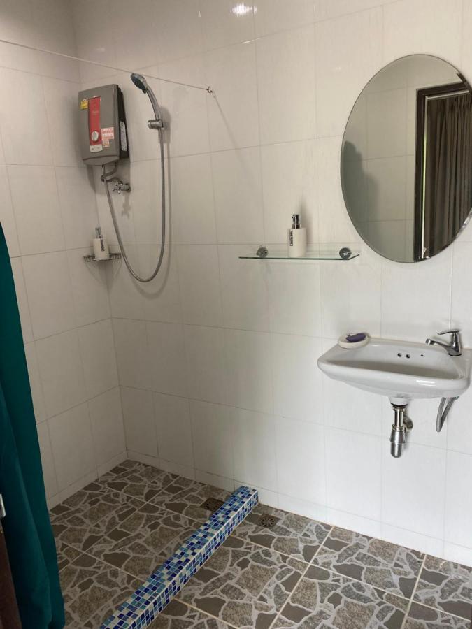 The Chu Cafe / Guesthouse Nai Harn 외부 사진