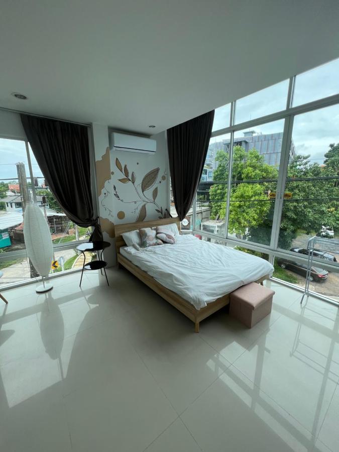 The Chu Cafe / Guesthouse Nai Harn 외부 사진