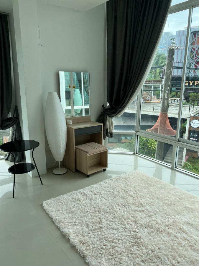 The Chu Cafe / Guesthouse Nai Harn 외부 사진