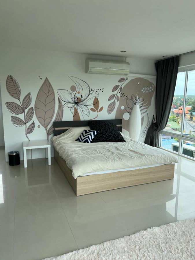 The Chu Cafe / Guesthouse Nai Harn 외부 사진