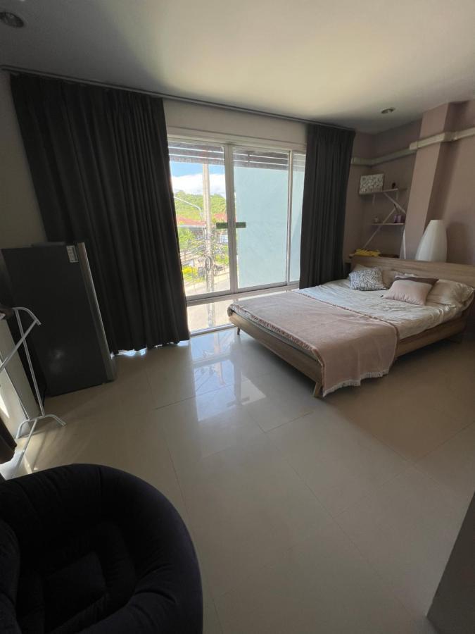 The Chu Cafe / Guesthouse Nai Harn 외부 사진