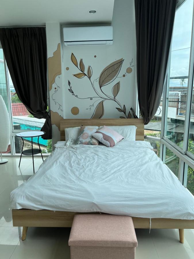 The Chu Cafe / Guesthouse Nai Harn 외부 사진