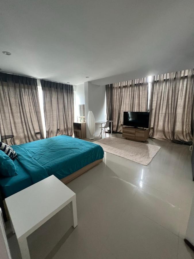 The Chu Cafe / Guesthouse Nai Harn 외부 사진