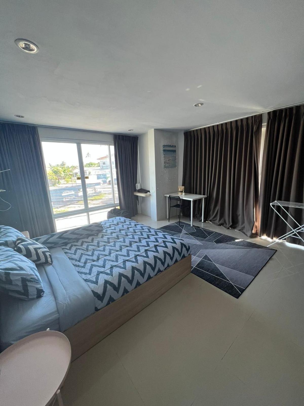 The Chu Cafe / Guesthouse Nai Harn 외부 사진